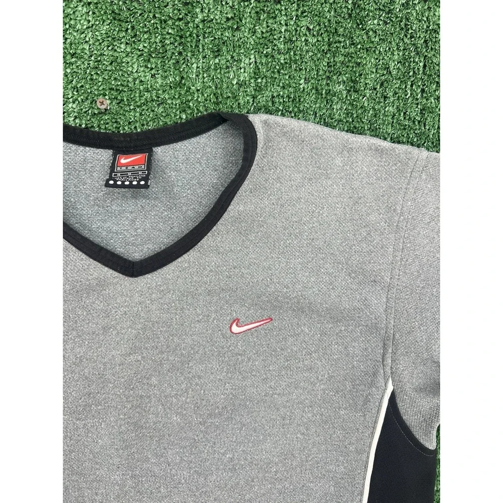 Vintage 90s Nike Sportswear T Shirt Mens Medium Gray V Neck Short Sleeve Tee